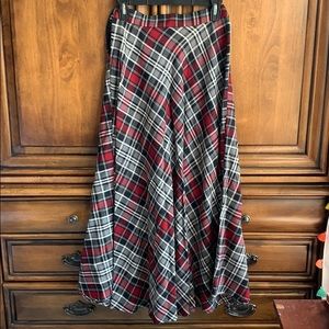 Maxi plaid skirt